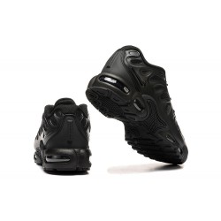 Nike Air Max Plus Drift Mens Black Shoes