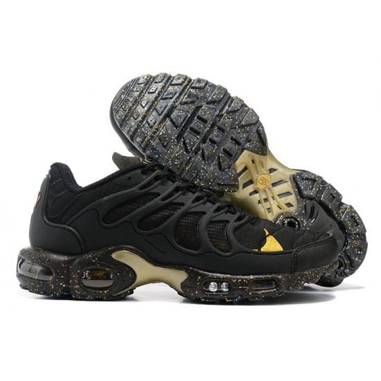 Nike Air Max Terrascape Plus Mens Black Yellow Shoes